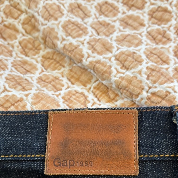 GAP Men's Straight Dark Jeans - Picture 4 of 4